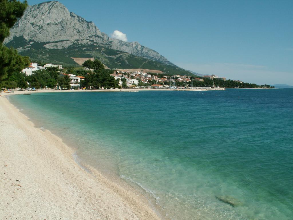 Apartment Herceg Baška Voda Esterno foto